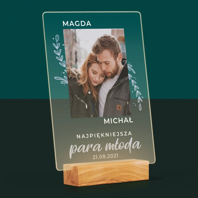 Tvorenie Postavy: Mladomanželia - Tlač Na Akrylové Sklo (Vertikálne)