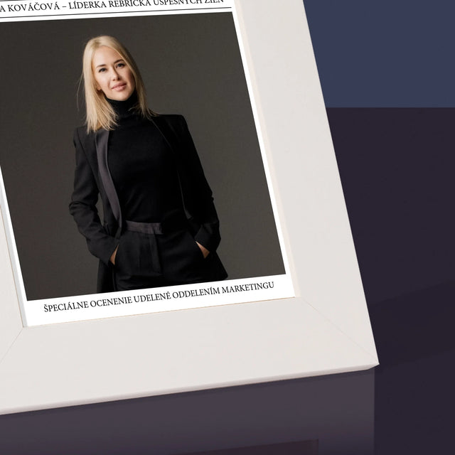 Obálka Časopisu: World’S Best Girl Boss - Rámček Na Fotografiu (Vertikálne)