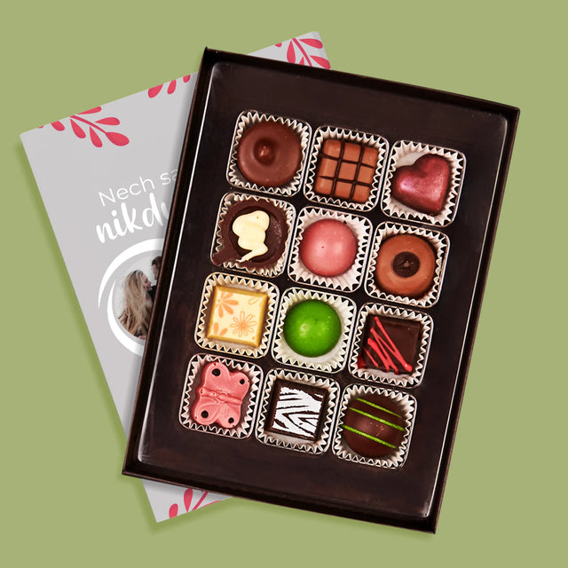 Fotokoláž: Nech Sa Vaša Láska Nikdy Neskončí - Pralinky