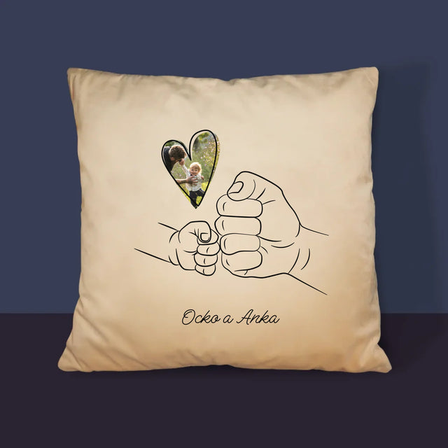 Fotografia A Podpis: Ocko Dieťa Rúčka - Vankúš