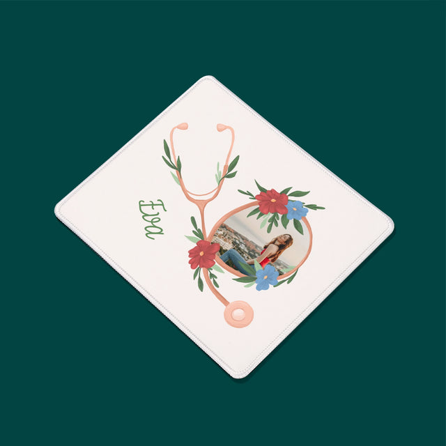 Fotografia A Podpis: Stetoskop Kvety - Podložka Pod Myš