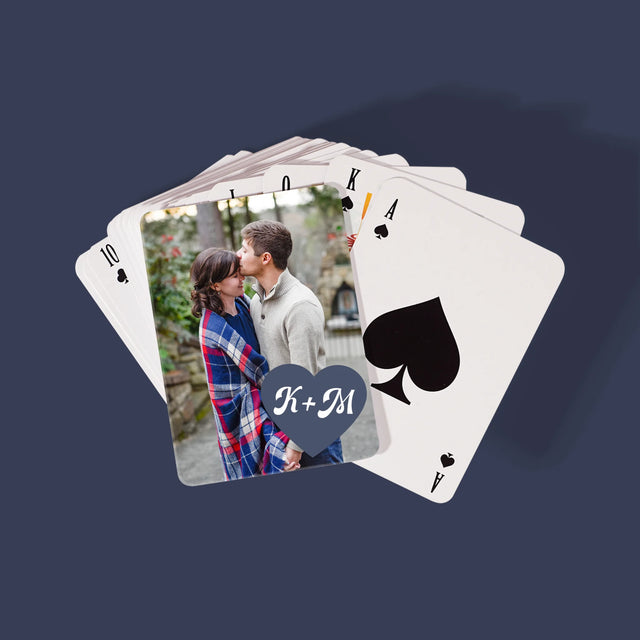 Fotokoláž: Iniciály Srdce - Hracie Karty