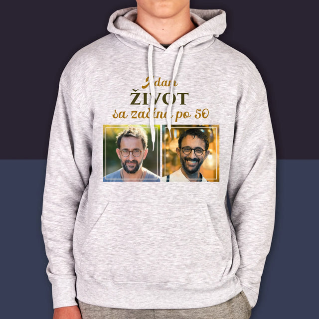 Fotokoláž: Život Sa Začína Po 50 - Pánska Mikina S Kapucňou