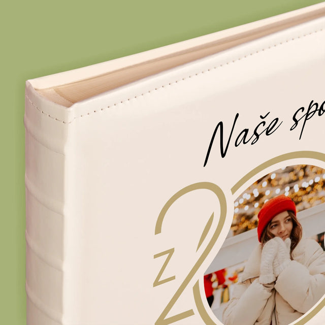 Fotokoláž: Naše Spomienky Z Roku - Album Na Fotografie