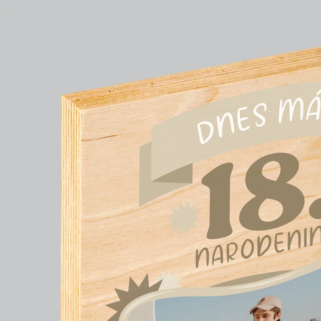 Fotografia A Podpis: Plnoletosť - Tlač Na Drevo (Vertikálne)