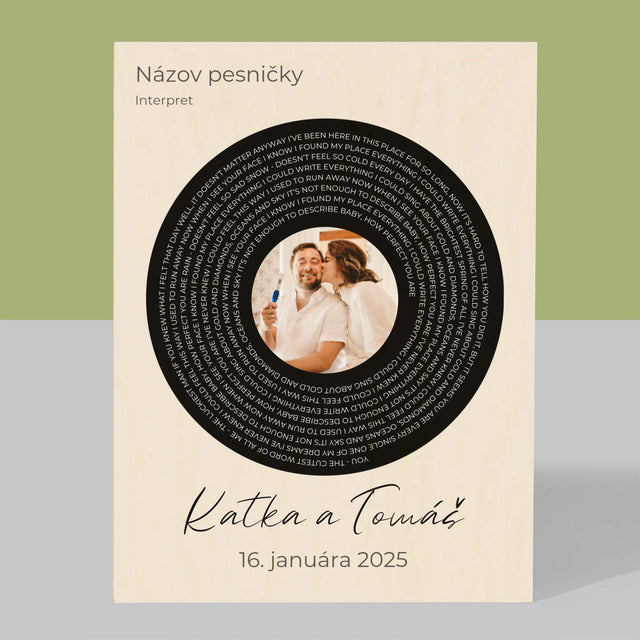 Fotografia A Podpis: Text Pesničky S Tvojou Fotografiou - Tlač Na Drevo (Vertikálne)