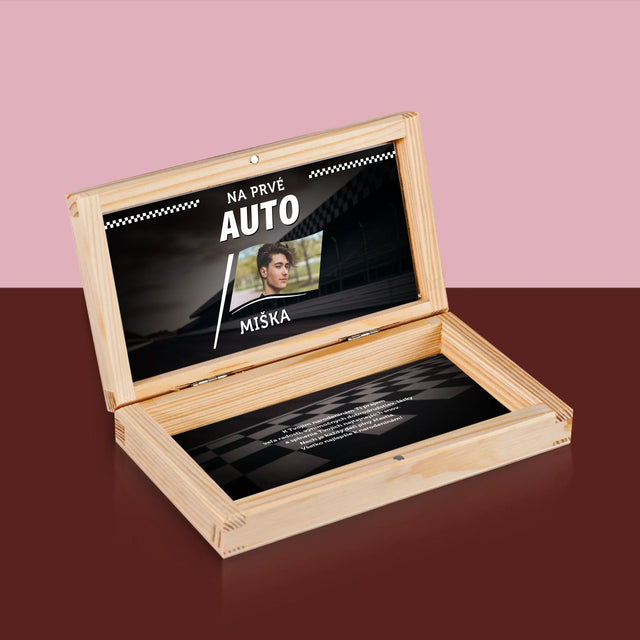 Fotografia A Podpis: Na Prvé Auto - Krabička Na Peniaze