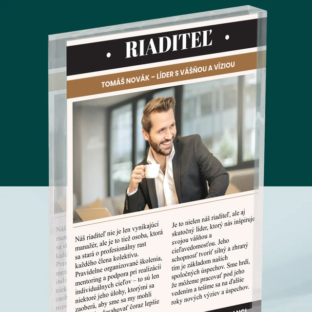 Obálka Časopisu: Riaditeľ - Akrylový Blok (Vertikálne)