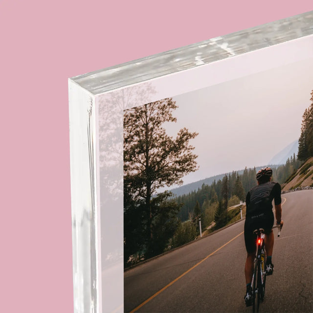 Fotografia A Podpis: Cyklista Definícia - Akrylový Blok (Vertikálne)