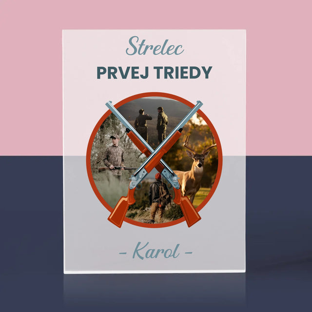 Fotokoláž: Strelec Prvej Triedy - Akrylový Blok (Vertikálne)
