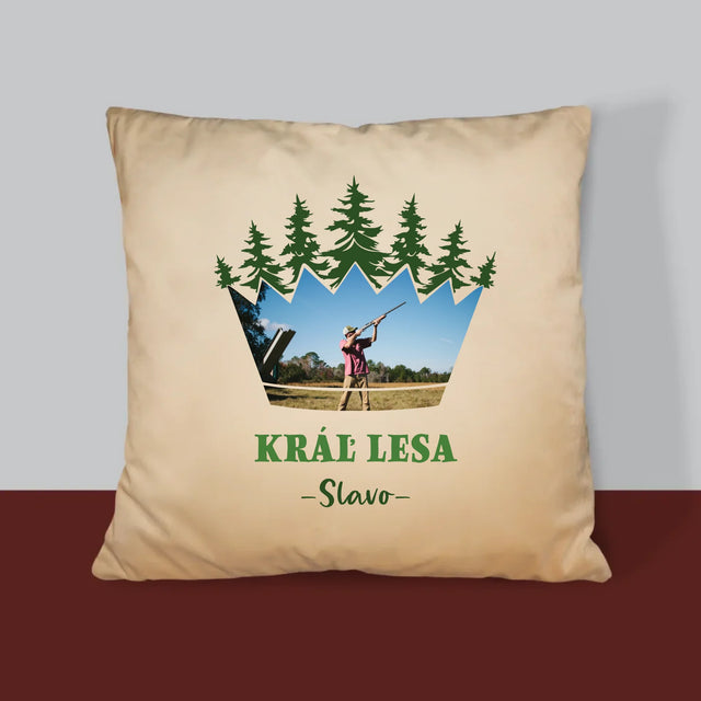 Tvar Z Fotografií: Kráľ Lesa - Vankúš
