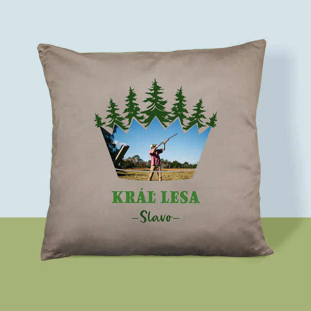 Tvar Z Fotografií: Kráľ Lesa - Vankúš