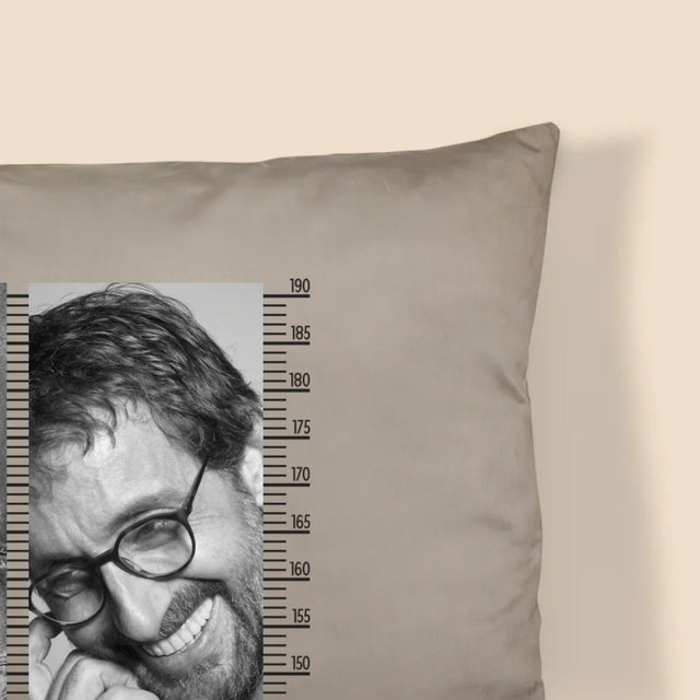 Fotokoláž: Odsúdený Na 60 Rokov - Vankúš