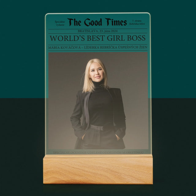 Obálka Časopisu: World’S Best Girl Boss - Tlač Na Akrylové Sklo (Vertikálne)