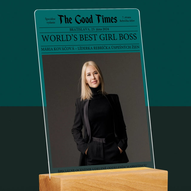 Obálka Časopisu: World’S Best Girl Boss - Tlač Na Akrylové Sklo (Vertikálne)