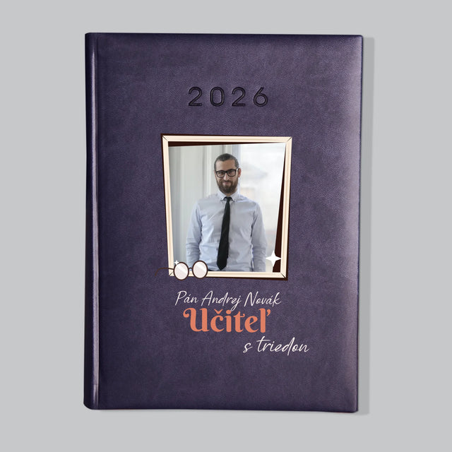 Fotografia A Podpis: Učiteľ S Triedou - Knižný Kalendár