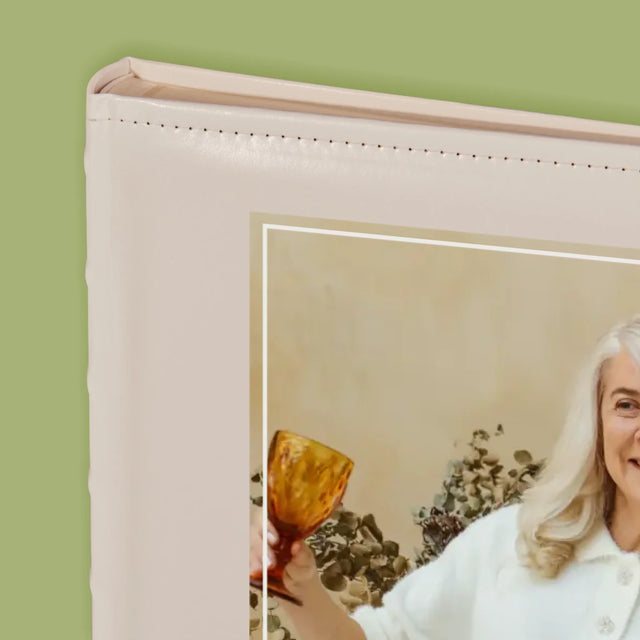 Fotografia A Podpis: Nič Nemusím! Dôchodkyňa - Album Na Fotografie