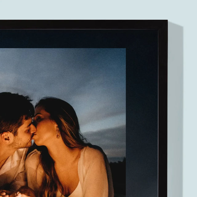 Fotografia A Podpis: Spotify S Tvojimi Fotografiami A Qr Kódom - Zarámováná Tlač 30X40 (Vertikálne)