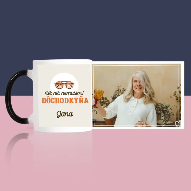 Fotografia A Podpis: Nič Nemusím! Dôchodkyňa - Hrnček