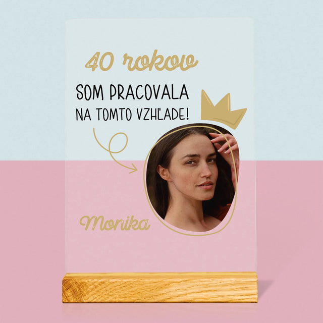 Fotografia A Podpis: Na Tomto Vzhľade Som Pracovala 40 Rokov - Tlač Na Akrylové Sklo 