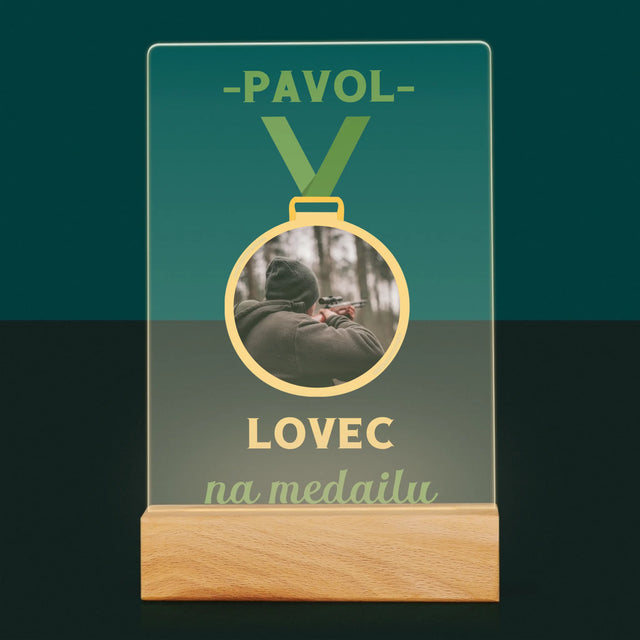 Fotografia A Podpis: Lovec Na Medailu - Tlač Na Akrylové Sklo 