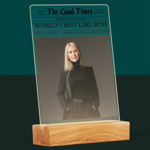 Obálka Časopisu: World’S Best Girl Boss - Tlač Na Akrylové Sklo (Vertikálne)