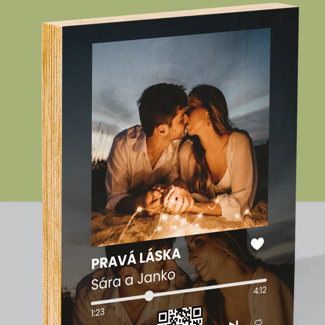 Fotografia A Podpis: Spotify S Tvojimi Fotografiami A Qr Kódom - Tlač Na Drevo (Vertikálne)