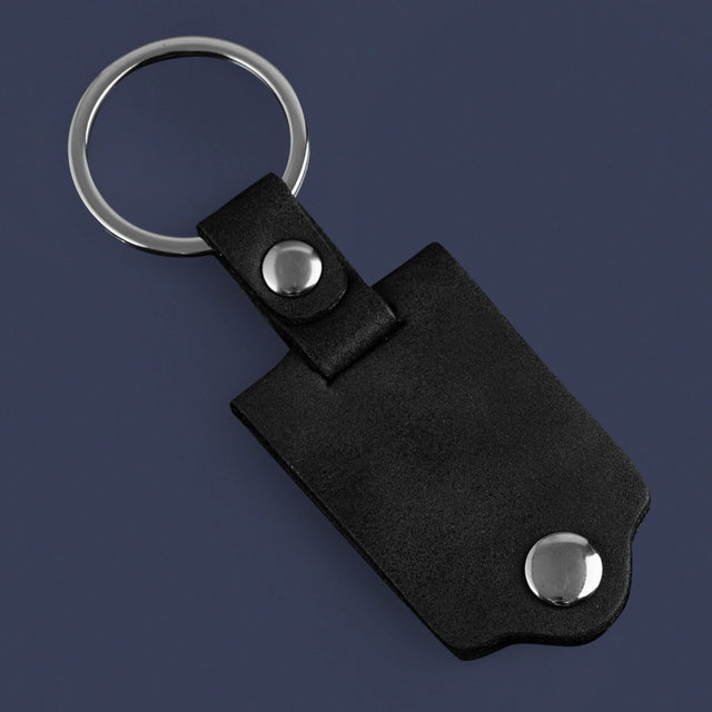 Fotografia A Podpis: Dôchodca Môže Všetko - Kožená Kľúčenka S Fotografiou