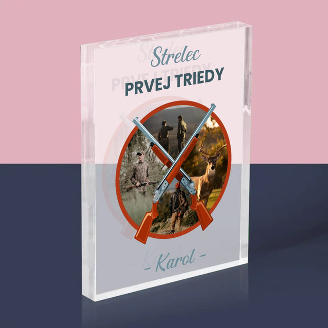 Fotokoláž: Strelec Prvej Triedy - Akrylový Blok (Vertikálne)