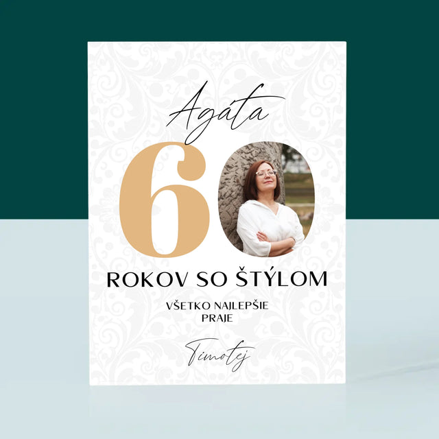 Fotografia A Podpis: 60 Rokov So Štýlom - Akrylový Blok (Vertikálne)