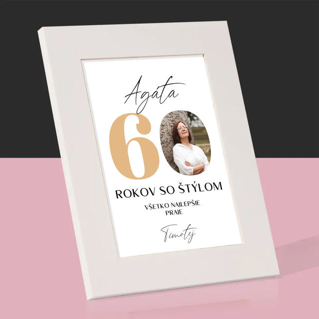 Fotografia A Podpis: 60 Rokov So Štýlom - Rámček Na Fotografiu (Vertikálne)