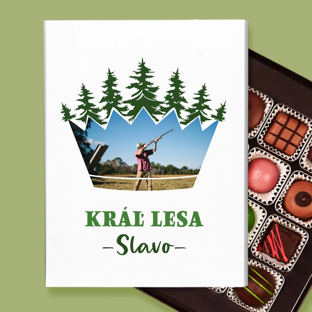 Tvar Z Fotografií: Kráľ Lesa - Pralinky