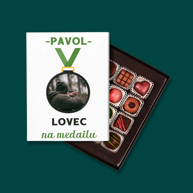 Fotografia A Podpis: Lovec Na Medailu - Pralinky